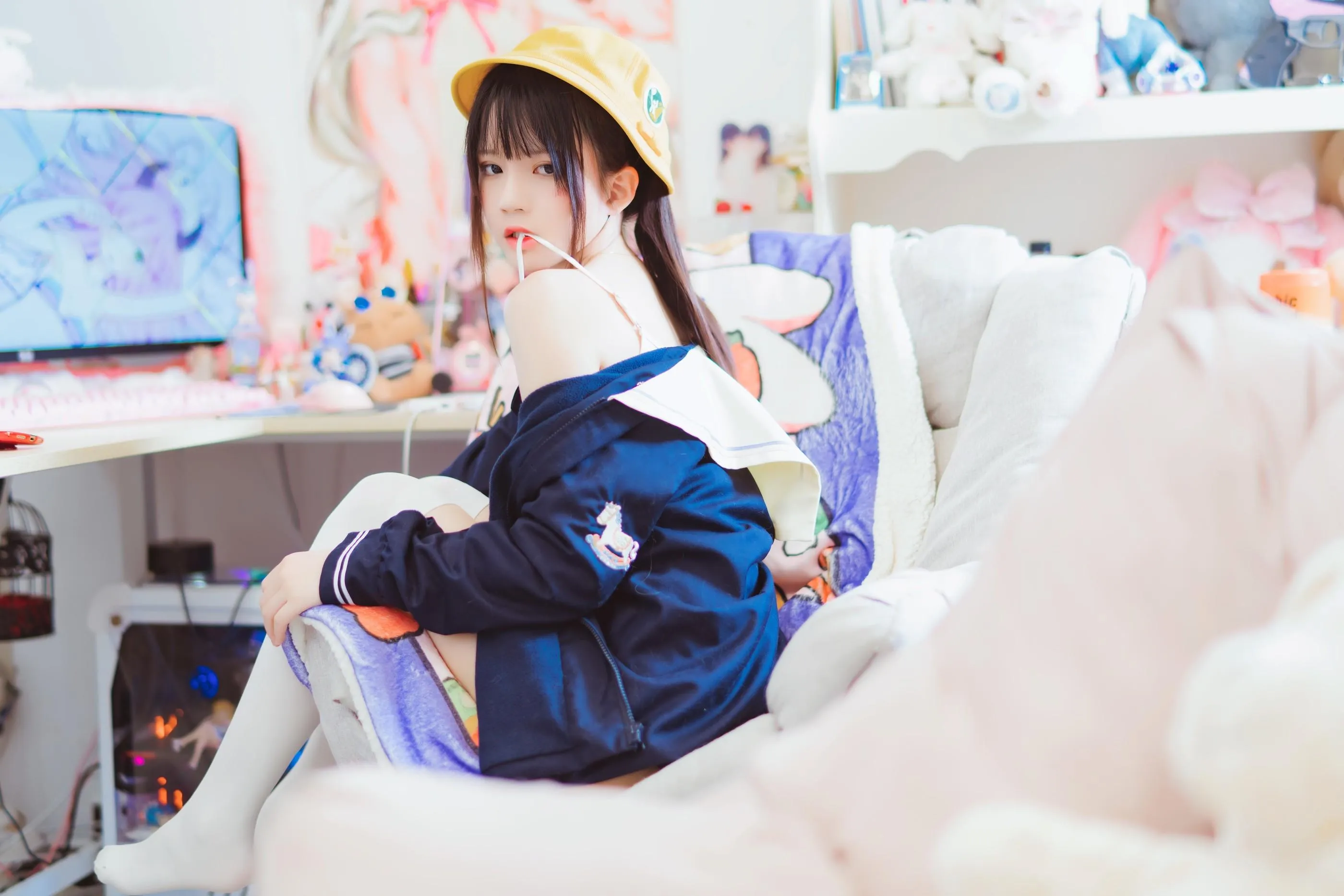 [艺图语] 2022.05.17 奶桃桃 桜桃喵 [33P]插图7